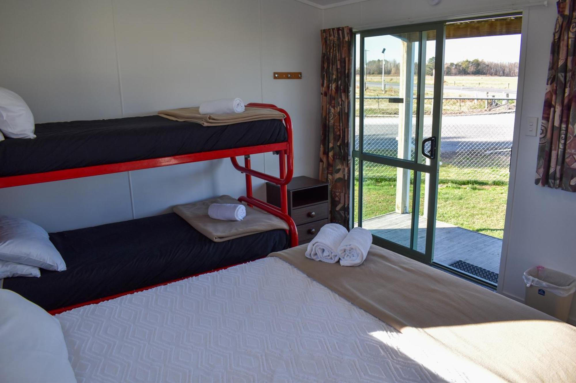 Route79 Holiday Park Geraldine Exterior photo